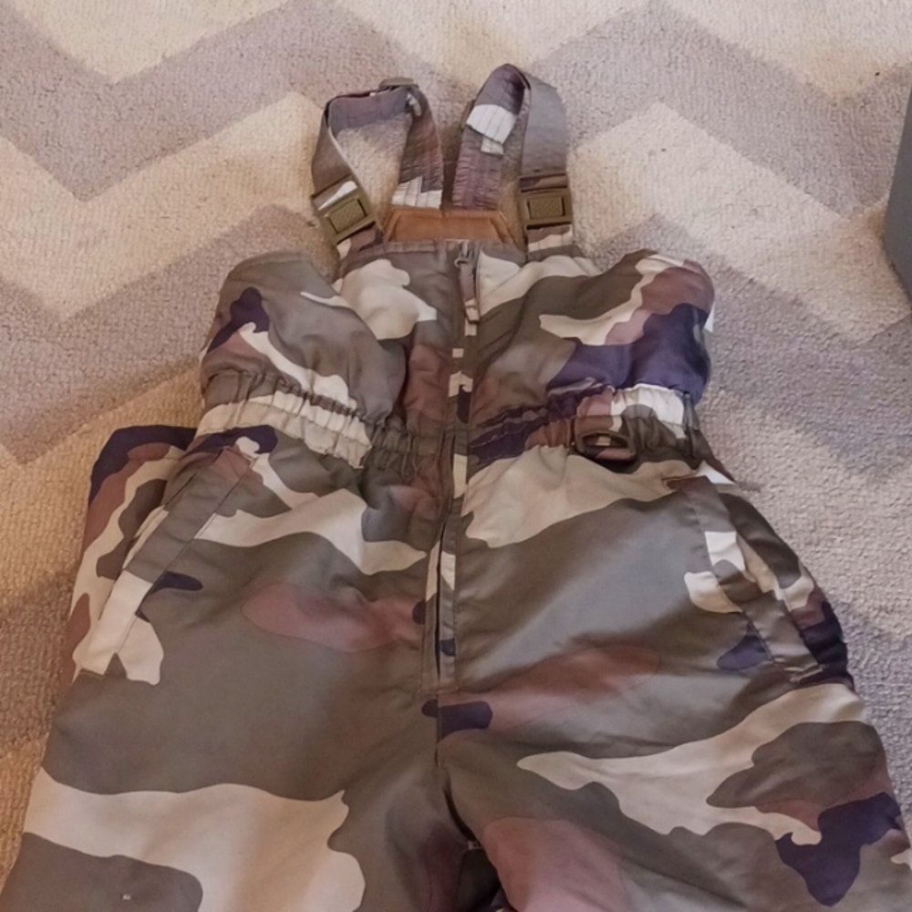 Snowsuit, size 8/10 for juniors